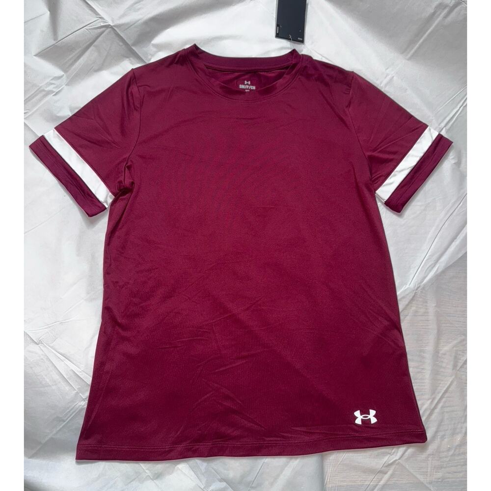 Under Armour Gameday Collection T-Shirt Women's S/M Burgundy Loose Fit NWT